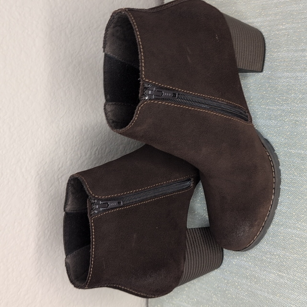 Clarks Pause Camila Ankle Boot - Picture 4 of 8